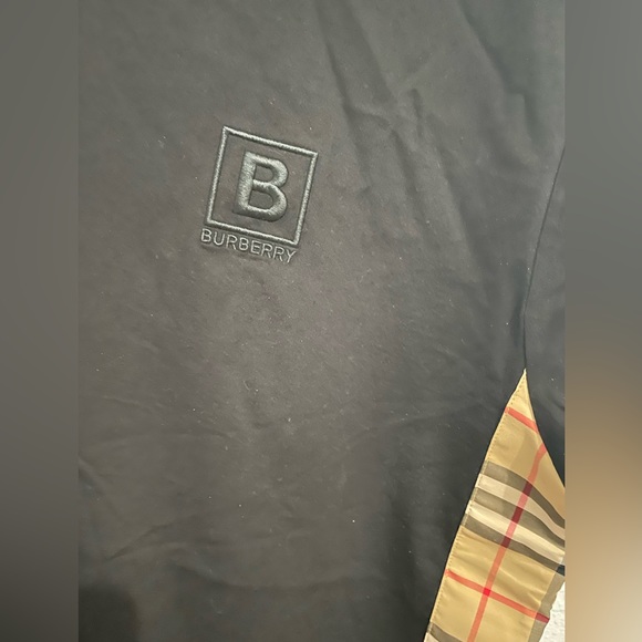 Burberry New Season Classic Plaid T-shirt - Picture 3 of 4